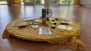 Achtsamkeit und MBSR in der Kloster-Oase in Bühl oder online lernen - mit MBSR-Lehrerin Cornelia Lichtner