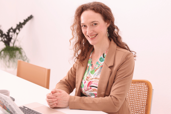 Learn how my coaching process for energy balance, inner clarity, and new perspectives helps you activate your own inner compass. - Cornelia Lichtner